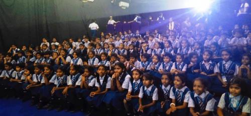 school-tour-1